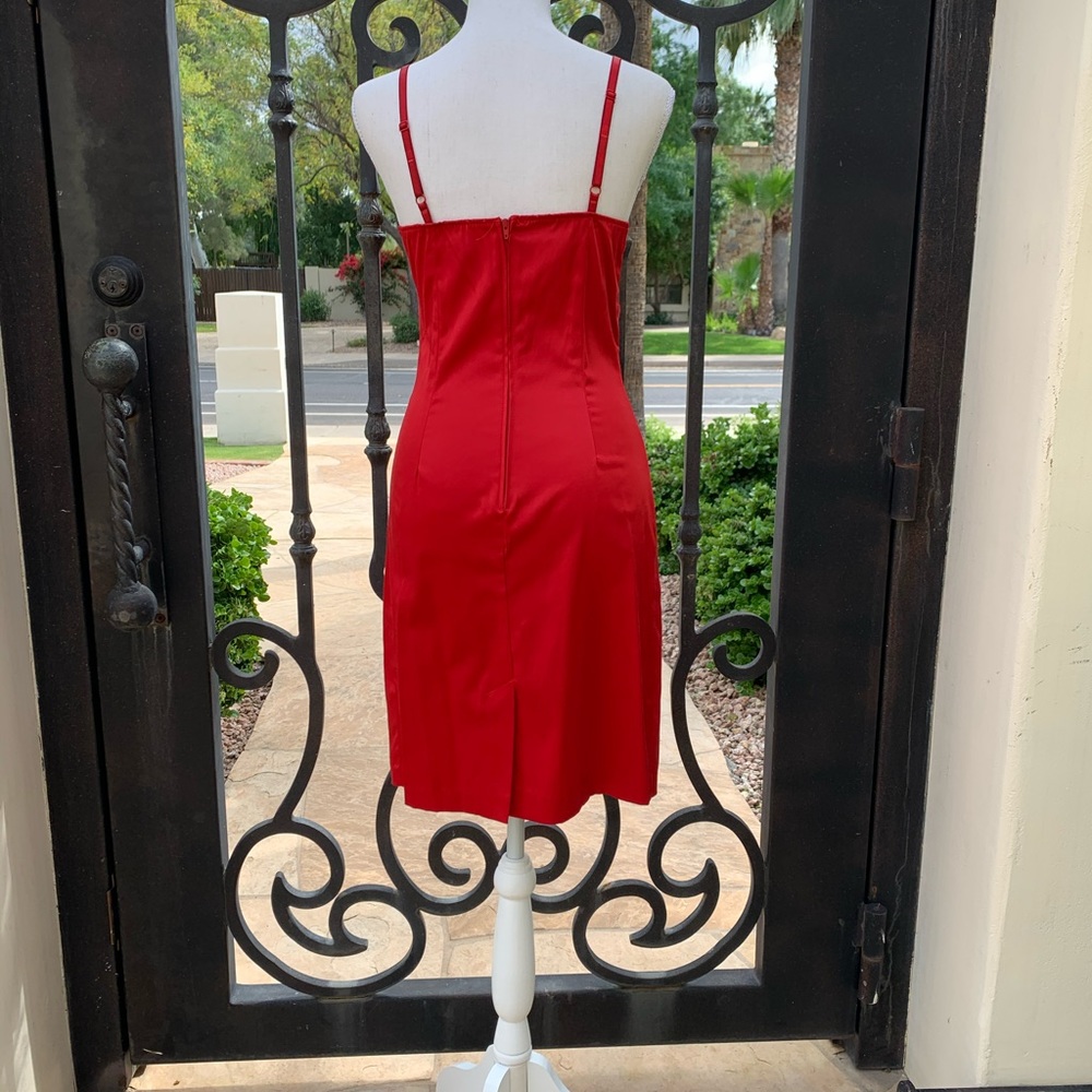 Red Dress - Picture 2 of 2
